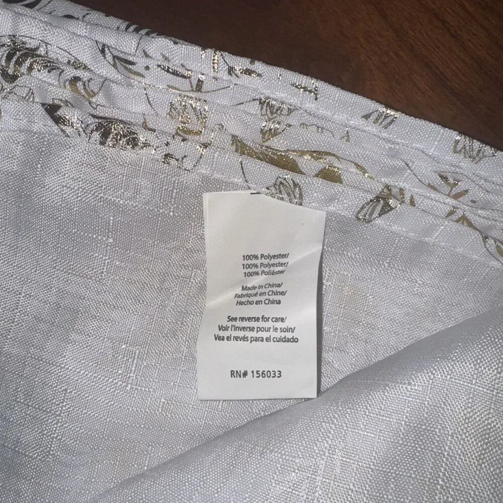 Unbranded Rectangular Tablecloth 60”X 84”Beige & Gold